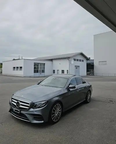 Mercedes-Benz E 220 d AMG Line — Berline premium diesel, 200 000 km, sans sinistre — Miniatur 10