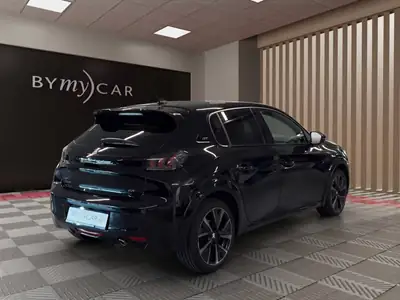 Peugeot 208 1.2 PureTech GT Pack EAT8 — Citadine dynamique, peu kilométrée, boîte auto — Heckansicht