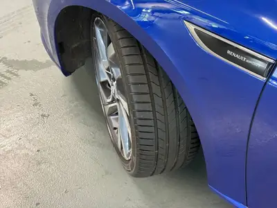 Renault Mégane 1.6 Turbo GT EDC — Sportivité dynamique et transmission fluide — Miniatur 14