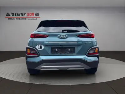 Hyundai Kona 1.0 T-GDi Launch Plus — Compact SUV dynamique, faible kilométrage et équipements premium — tableau de bord