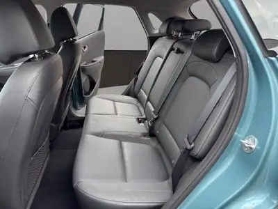 Hyundai Kona 1.0 T-GDi Launch Plus — Compact SUV dynamique, faible kilométrage et équipements premium — Miniature 13