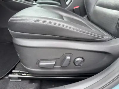 Hyundai Kona 1.0 T-GDi Launch Plus — Compact SUV dynamique, faible kilométrage et équipements premium — Miniature 22