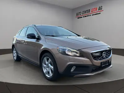 Volvo V40 Cross Country D3 Momentum — Break robuste, diesel économique, 121'600 km — Miniature 8