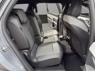 Peugeot 5008 145 Hybrid e-DCS6 Allure — SUV 7 places hybride, faible kilométrage — Miniature 18