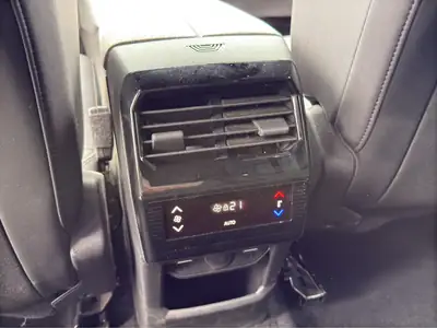 Peugeot 5008 145 Hybrid e-DCS6 Allure — SUV 7 places hybride, faible kilométrage — Miniature 23