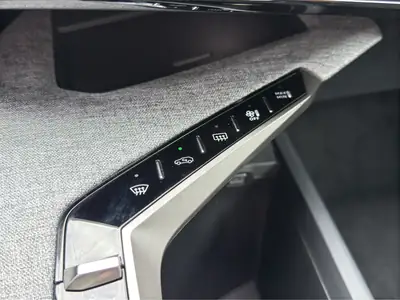 Peugeot 5008 145 Hybrid e-DCS6 Allure — SUV 7 places hybride, faible kilométrage — Miniature 28