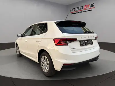 Skoda Fabia 1.0 MPI Selection — Citadine économique, garantie constructeur et 8 pneus inclus — intérieur