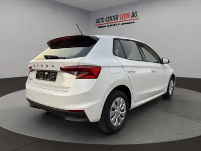 Skoda Fabia 1.0 MPI Selection — Citadine économique, garantie constructeur et 8 pneus inclus — détail