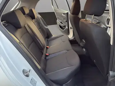 Skoda Fabia 1.0 MPI Selection — Citadine économique, garantie constructeur et 8 pneus inclus — Miniature 18