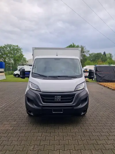 FIAT Ducato 2023 — Utilitaire fiable, 54'000 km, moteur diesel performant — fianco