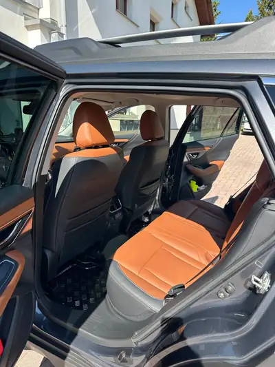 Subaru Outback 2.5i Luxury — SUV polyvalent tout-terrain, 45 500 km seulement — dettaglio