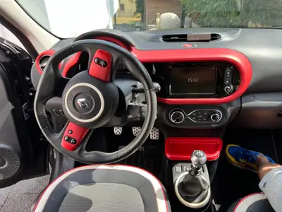 Renault Twingo 0.9 TCe 90 Intens — Citadine agile et économe, 109 600 km — dettaglio