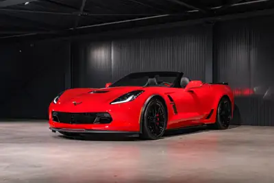 Chevrolet Corvette Convertible Grand Sport — Légende américaine, moteur V8 466 ch, 9400 km seulement — intérieur