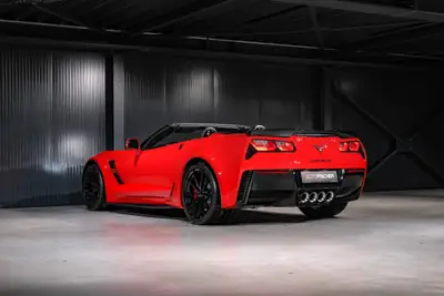 Chevrolet Corvette Convertible Grand Sport — Légende américaine, moteur V8 466 ch, 9400 km seulement — Miniature 8