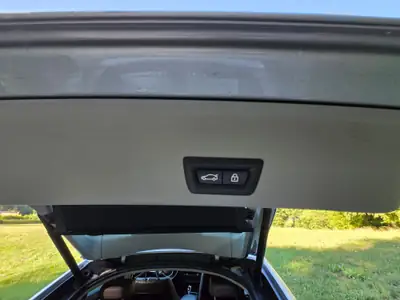 BMW X4 20d xDrive — SUV coupé diesel performant, 168'000 km, sans sinistre — Miniature 19