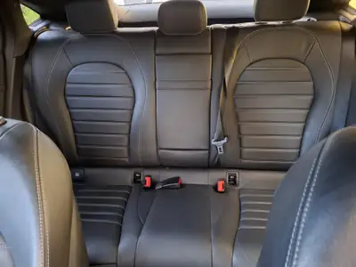 Mercedes-Benz GLC 300 AMG Line Coupé — SUV coupé premium, 245 ch, 4x4 intégral — détail