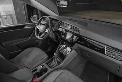 VW Touran 1.5 TSI EVO Highline — Monospace familial performant et bien équipé — Miniature 15