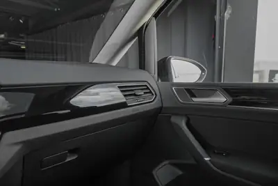 VW Touran 1.5 TSI EVO Highline — Monospace familial performant et bien équipé — Miniature 22