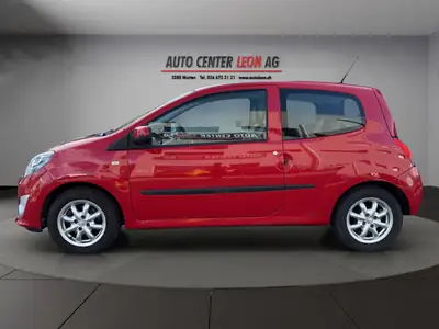 Renault Twingo 1.2 16V Expression — Citadine maligne rouge métallisée, 67 750 km — arrière