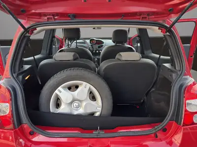 Renault Twingo 1.2 16V Expression — Citadine maligne rouge métallisée, 67 750 km — Miniature 19