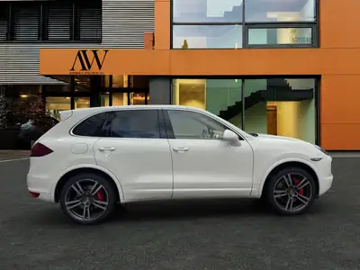 Porsche Cayenne 4.8 V8 Turbo — 500 ch, état impeccable, 46'000 km — Miniature 7