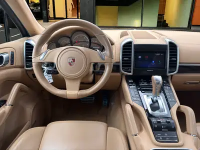 Porsche Cayenne 4.8 V8 Turbo — 500 ch, état impeccable, 46'000 km — Miniature 12
