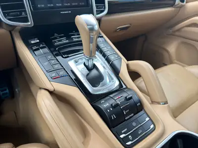 Porsche Cayenne 4.8 V8 Turbo — 500 ch, état impeccable, 46'000 km — Miniature 18