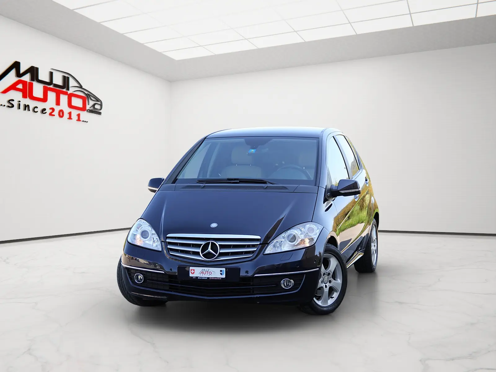 Mercedes-Benz Classe A 200 Élégance — Berline compacte automatique, entretien récent