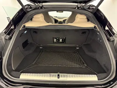 Ferrari Purosangue 6.5 V12 — Le SUV coupé à moteur atmosphérique, première main, 4 800 km — Miniature 14