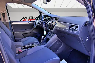 VW Touran 1.6 TDI BlueMotion — Monospace fiable, consommation réduite et entretien récent — Miniatura 13