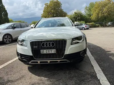Audi A4 Allroad 2.0 TFSI Quattro — Break routier premium, État exceptionnel — côté