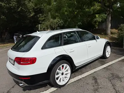 Audi A4 Allroad 2.0 TFSI Quattro — Break routier premium, État exceptionnel — détail