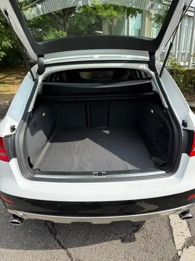 Audi A4 Allroad 2.0 TFSI Quattro — Break routier premium, État exceptionnel — Miniature 18