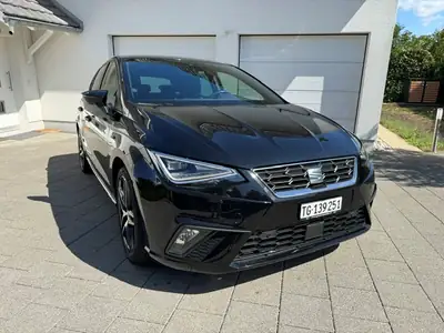 SEAT Ibiza 1.5 TSI Move FR DSG — Compacte dynamique, première main, entretien complet — vue extérieure