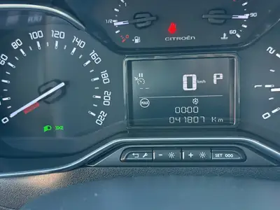 Citroën C3 1.2i PureTech Swiss Edition — Citadine polyvalente, faible kilométrage et équipée — Miniature 11