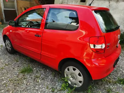 VW Fox 1.2 55 ch — Citadine économique et fiable, faible kilométrage — rear view