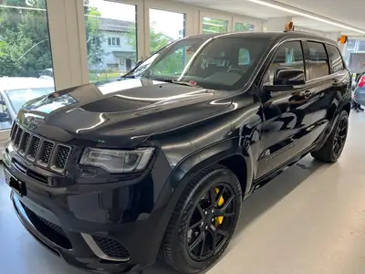 Jeep Grand Cherokee 6.2 V8 HEMI Trackhawk — Muscle SUV ultime, 709 ch purs — Außenansicht