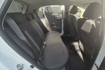 Hyundai i10 1.2 Amplia — Citadine fiable, peu roulée, garantie Hyundai 5 ans — Detail