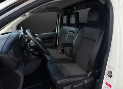 Peugeot Expert 2.0 BlueHDi 150 — Utilitaire premium, parfait état, 64 000 km — Miniature 7