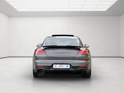 Porsche Panamera GTS 4.8 PDK — Berline sportive 441 ch, contrôle technique frais — intérieur