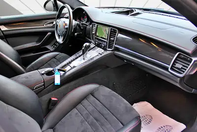 Porsche Panamera GTS 4.8 PDK — Berline sportive 441 ch, contrôle technique frais — Miniature 13
