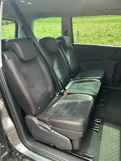 SEAT Alhambra 2.0 TDI 177 — Monospace 7 places, attelage, consommation maitrisée — intérieur