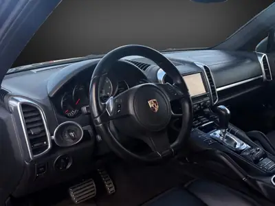 Porsche Cayenne S 400 PS — SUV premium all-terrain, transmission intégrale performante — Miniature 8