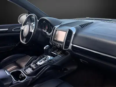 Porsche Cayenne S 400 PS — SUV premium all-terrain, transmission intégrale performante — Miniature 10