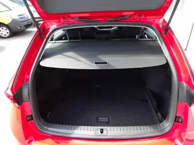 Skoda Octavia Combi 2.0 TDI DSG 4x4 — Break polyvalent avec transmission intégrale et 132 000 km — Miniature 15