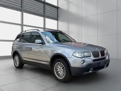 BMW X3 xDrive 20i — SUV robuste, entretien récent, garantie incluse — arrière