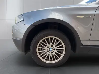 BMW X3 xDrive 20i — SUV robuste, entretien récent, garantie incluse — Miniature 8