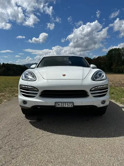 Porsche Cayenne 3.0 V6 TDI — SUV premium diesel, 4x4 intégral et équipements haut de gamme — Miniatura 7