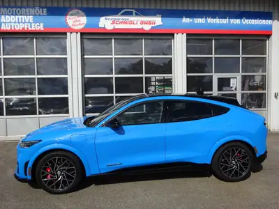 Ford Mustang MACH-E GT AWD — SUV électrique haute performance, 59'900 km seulement — détail