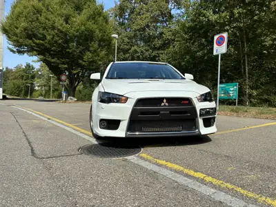 Mitsubishi Lancer 2.0 T MIVEC Evolution MR — Performance sportive 367 ch, 82000 km — vista esterna
